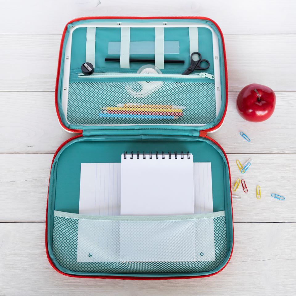 Personalized Portable Drawing Case – Qualtry